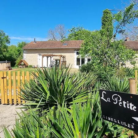 A La Campagne - La Petite Clavelie * Riberac